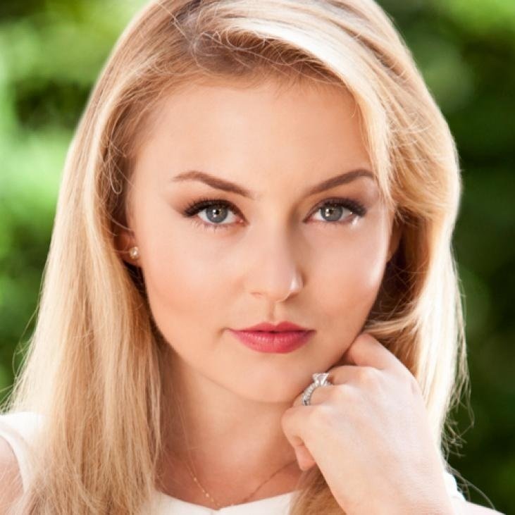celebcrush4922's tweet photo. Happy Birthday Angelique Boyer 🎂🌼
#HappyBirthday #Angelique #Boyer #AngeliqueBoyer #HappyBirthdayAngeliqueBoyer https://t.co/s4EK6N0EQz