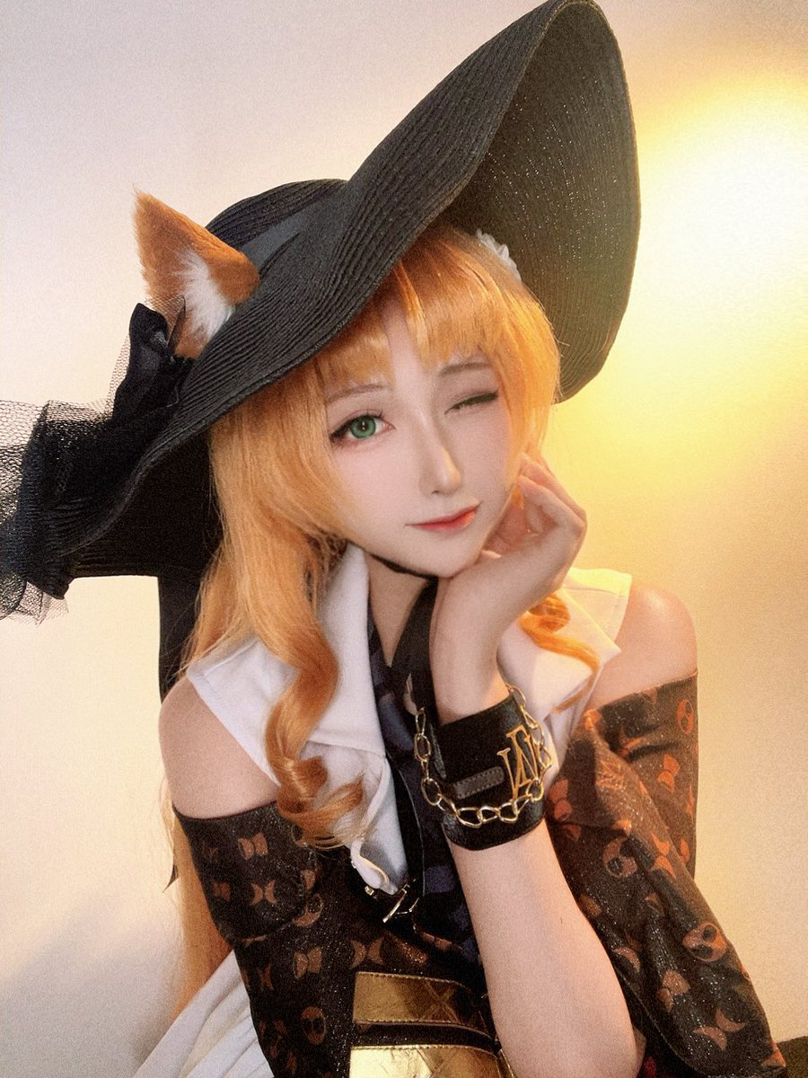 sarabbit1107's tweet photo. happy birthday to Swire🐯💕
时隔六年又出Missy了 https://t.co/92utQio0uD
