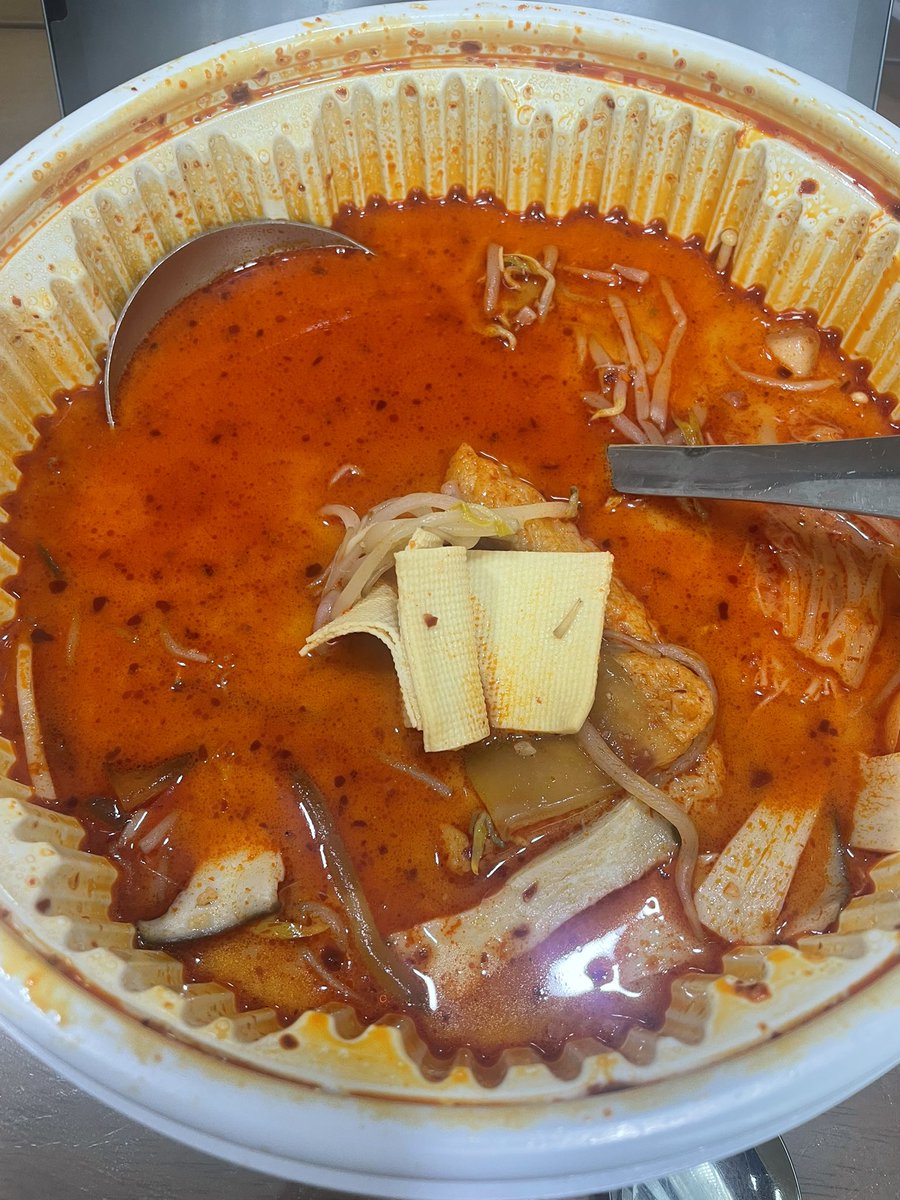 s2two_'s tweet photo. 음식사진맛없게찍기아티스트 https://t.co/DdWO6K6JUf