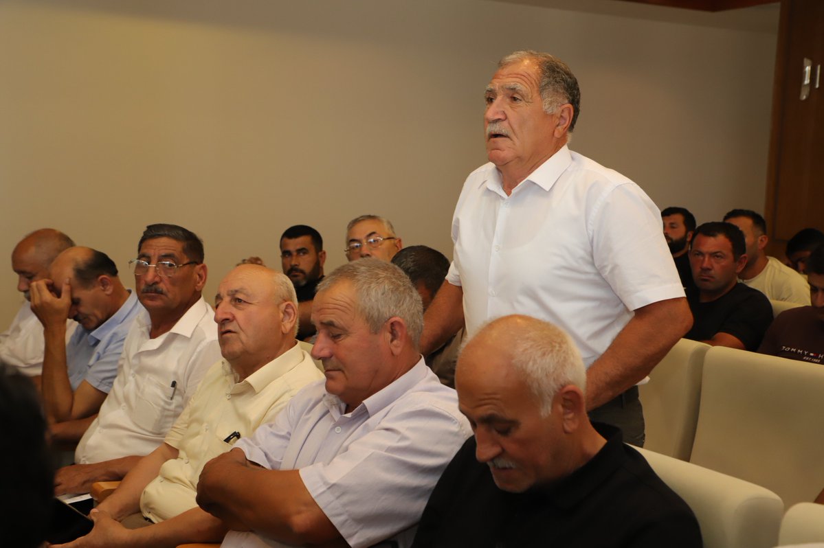 NeftcalaRayonIH's tweet photo. Neftçalada aqrar sahədə fermerlərə göstərilən dövlət dəstəyi barədə maarifləndirci görüş keçirilib.

Ətraflı: https://t.co/pbJTSggrA3 https://t.co/nl1RP25Iqj