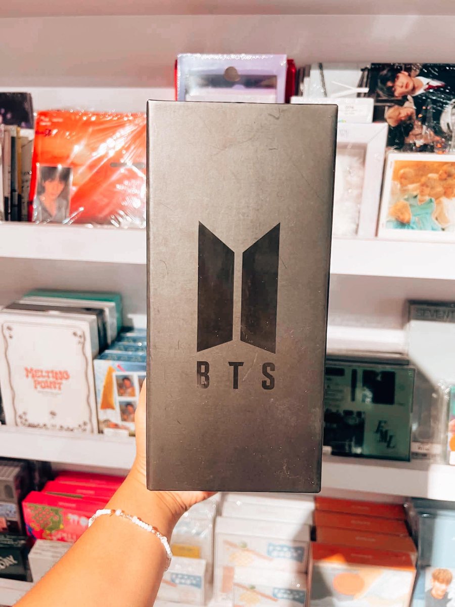 seoul_stop's tweet photo. BTS ARMY BOMB V4 LIGHTSTICK
✅On hand, ready to ship! DM to order!
📍 Visit us: 2nd Floor, Bellagio Residences, Lacson Ave, Sampaloc, Manila
⏰ Open daily 11:30AM – 8:00PM
🛍️ Shopee: @seoulstopshop (Seoul Stop Kpop Shop)
#kpopph #kpopmerchph #kpopstoreph #wts #lfb https://t.co/KONulVynIX