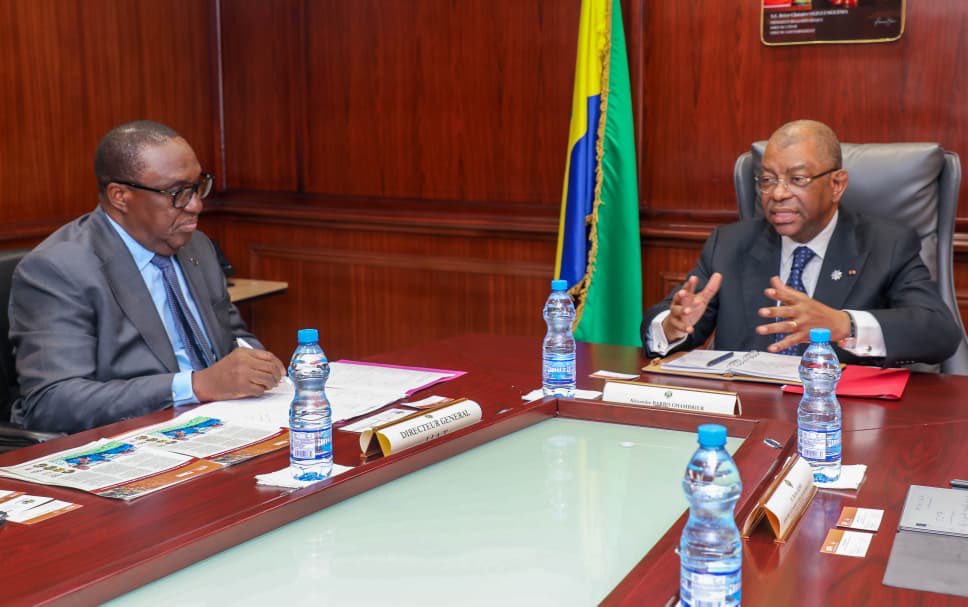 simeonehui's tweet photo. Honored to meet this week with H.E. Alexandre Barro Chambrier, Vice President of Gabon. We discussed how agriculture can drive food sovereignty, economic diversification & youth employment. Encouraged by the Government’s vision and looking forward to building a strategic partnership between Gabon and @IITA_CGIAR. #Gabon #Agriculture #CGIAR