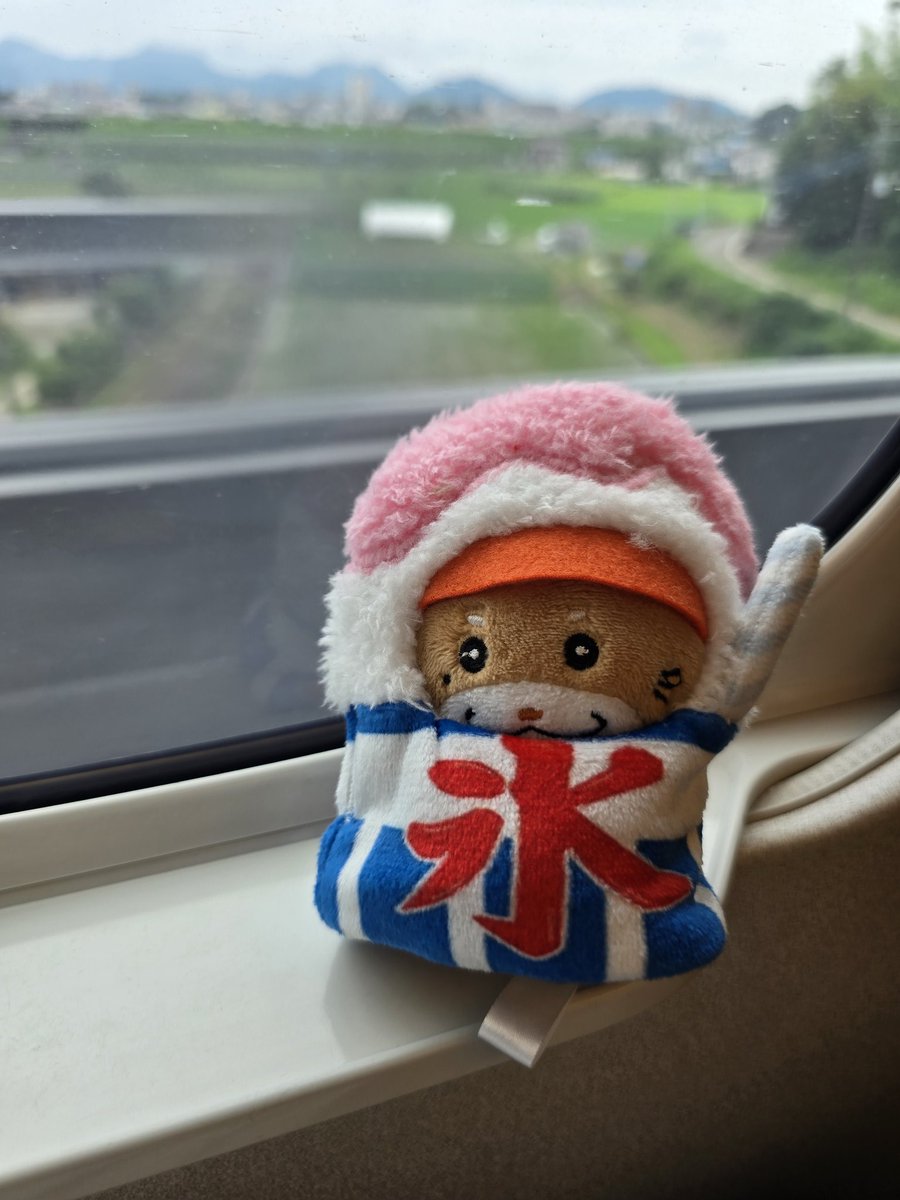 a22_ma's tweet photo. 向かいます🚄先日ななのすけにぴったりなやつを見つけたので👀✨ https://t.co/EsBrn12U1Y