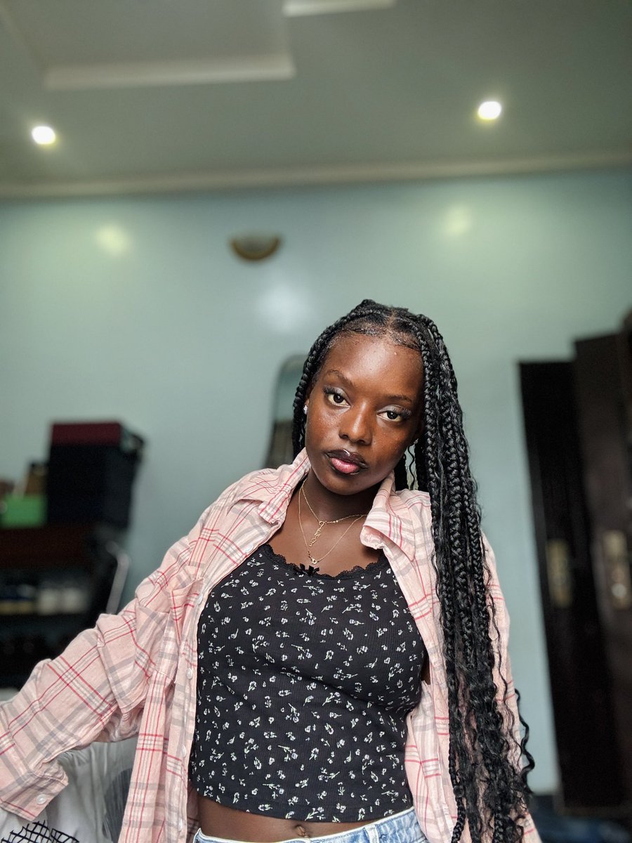 Adeissofineeee's tweet photo. lovee my skinnnn sm!🙂‍↔️ https://t.co/t7Lz4VNPSu