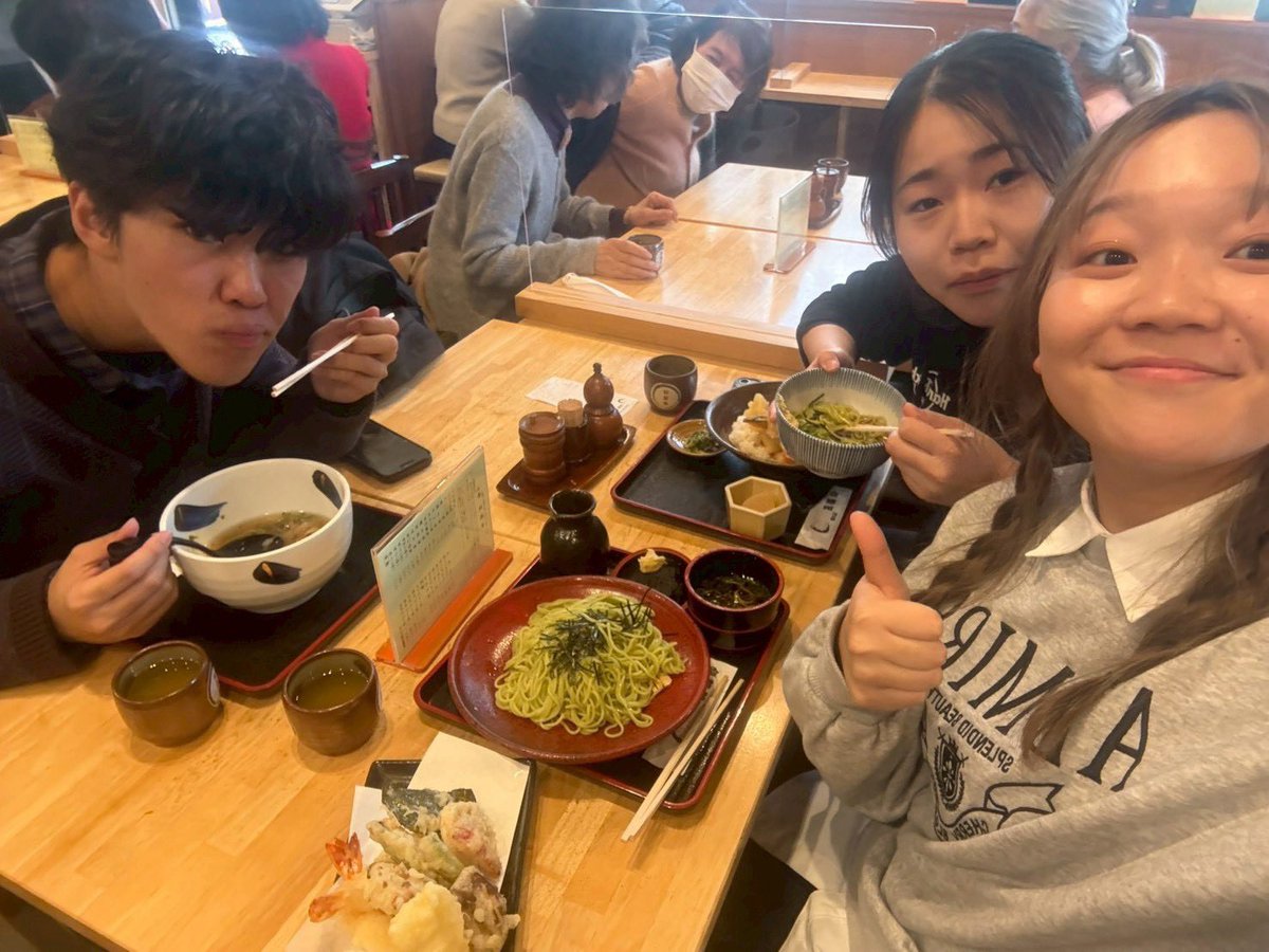 bashiakiOG's tweet photo. 【演者紹介‼️】
①サレド
②明治大学お笑いサークル木曜会Z
③全然全然大丈夫 https://t.co/6g5VxcLI6y