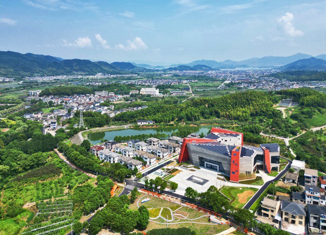 InsightNingbo's tweet photo. Some places are known for their scenery. Others for their stories. Hengkantou village has both — where traces of the past meet a new generation of rural life. https://t.co/beVizVAWNw