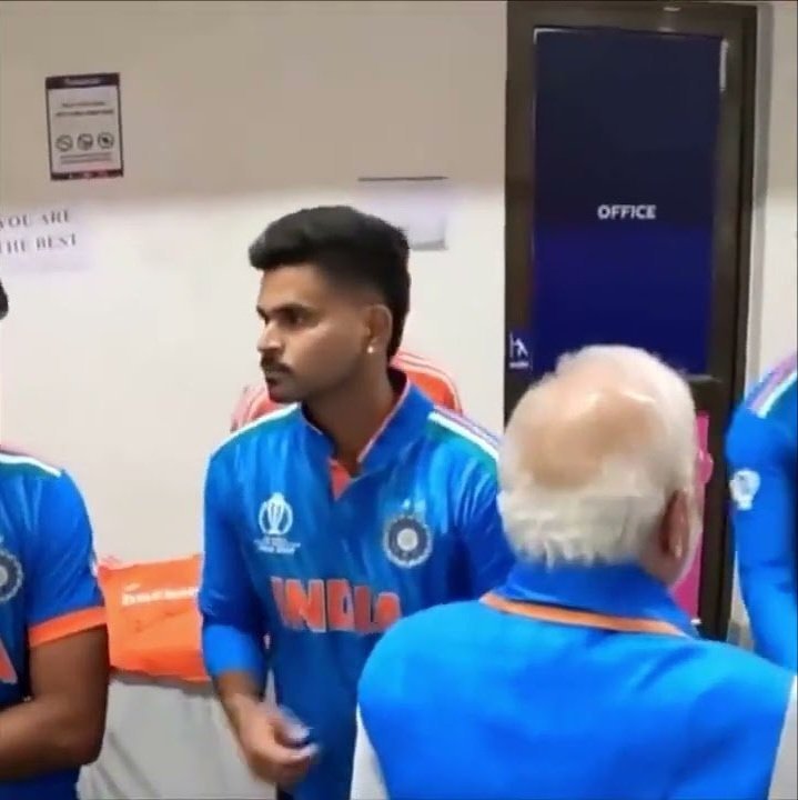 wittycasm's tweet photo. Iske baap ko ignore kiya tha iyer ne kuch saal pehle....iski abhi tak kilas rhi🤣😂

Bc ye bkl modi ke chakkar me poore desh ko bura bhala bol skte hai. https://t.co/EJhbBA2TCK
