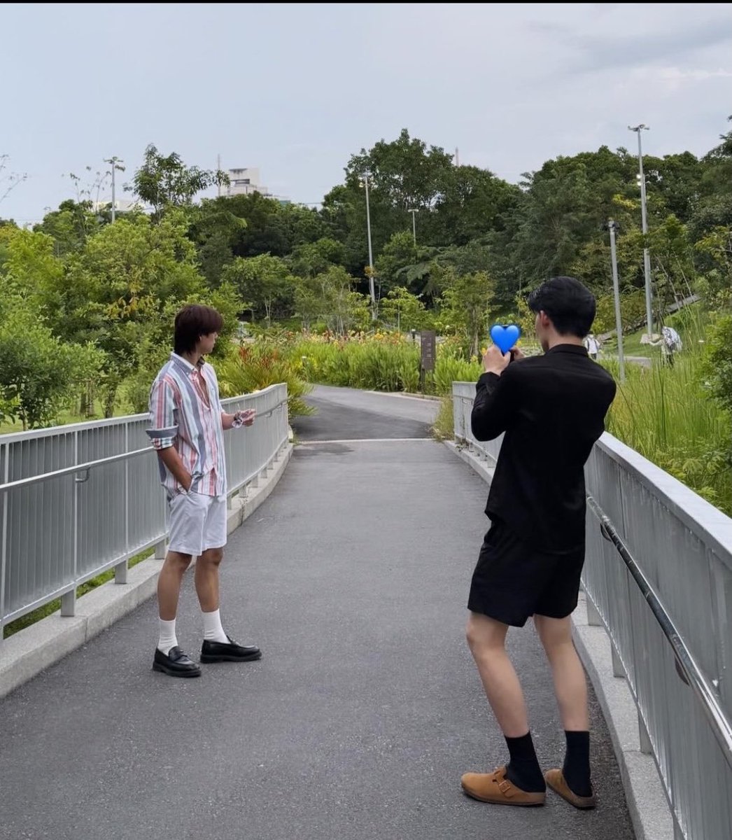 __toGather__'s tweet photo. คนที่รู้มุมเธอขาขนาดนี้... จะเป็นใครไปไม่ได้.. นอกจาก..555555 https://t.co/k8ILSxjgpG