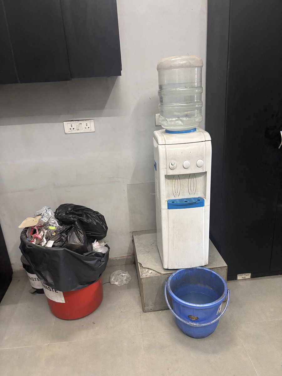 inderdeol87's tweet photo. @MyZudio Really pathetic service, Waiting in long queues and when asked, Answer is simple we are like that only. No water for customers. You need to drink water from used staff’s bottles. 

Store details - Mahavir Enclave south west delhi. https://t.co/b1NvrMFlY3