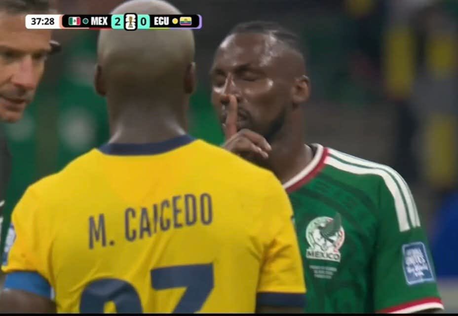 SCarlangaz's tweet photo. @ESP_LDU cállate pendejo aquí el único chiquito es tu pito y tu selección, a mamar verga https://t.co/prMzidcwba