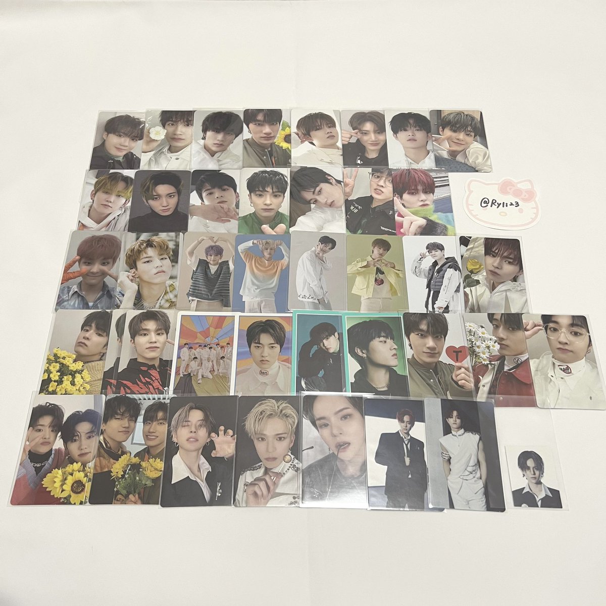 Ryli23's tweet photo. TREASURE グッズ トレカ カプセルトイ 交換 買取

（譲） 画像のもの

（求） ジョンファン  ジェヒョク
         買取

7/8 、25  手渡し🉑
（8日に手渡しできる方、まとめての交換優先）

ALTあります😌
可能な方はリプよろしくお願いいたします☺︎ https://t.co/nGRJKzGU8a