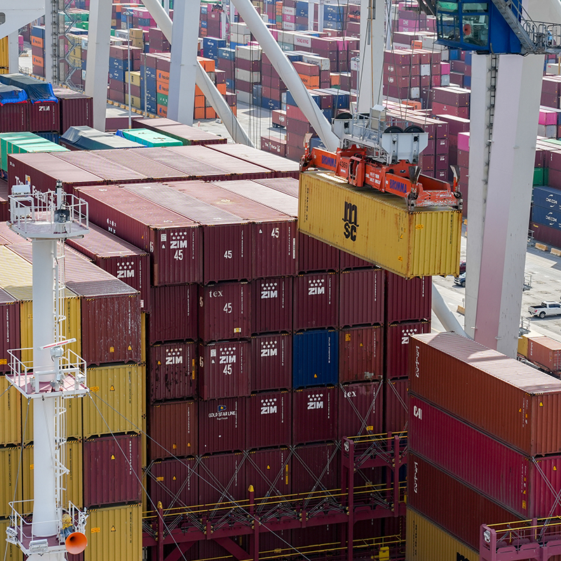 TreasuryandRisk's tweet photo. China Warns of Fragmented Supply Chains as Trade Tensions Grow https://t.co/ARfrUGGMLW https://t.co/HerOsrJ6nr