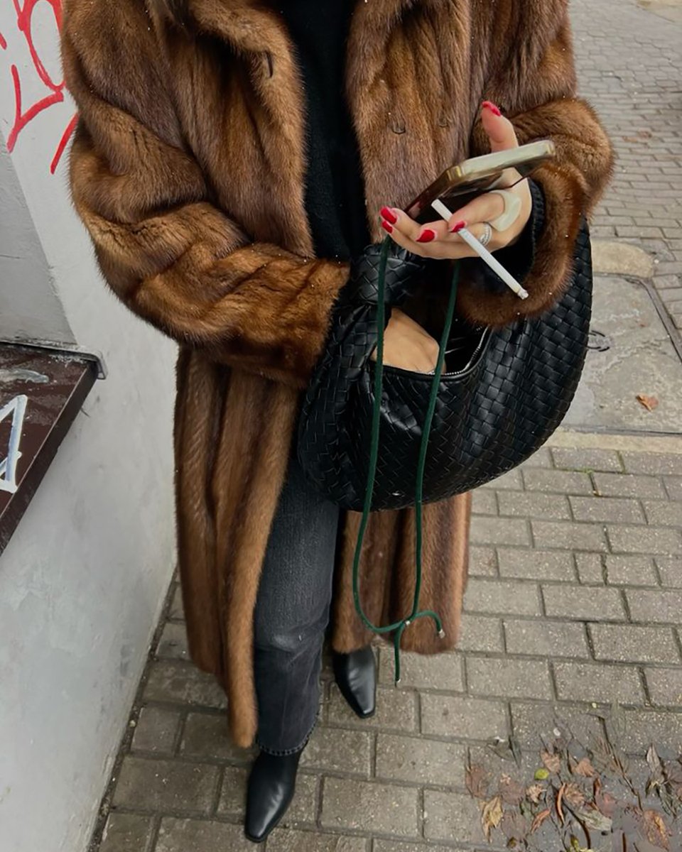 InfurMagazine's tweet photo. Yes, it’s 30°C. Yes, I’m wearing fur. Yes, I slay.
#infur #infurmagazine #newfashion #modernfashion #fur #furfashion #min #minkfur #minkjacket #furjacket #aw26 #fw26 #mobwife #fashionweek #softluxury #softlife #quietluxury #citygirl #itgirl #richgirl #thatgirl #cleangirl https://t.co/r7Z8ZkDJ5d