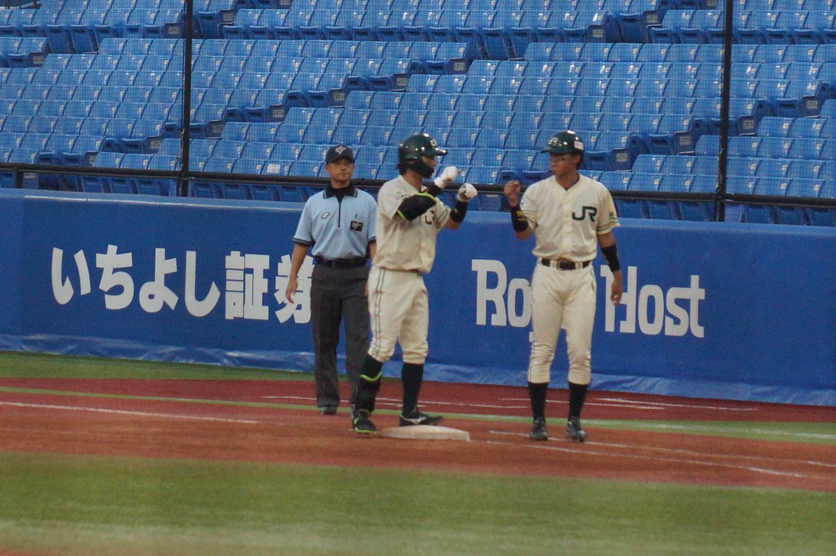 bstanekuro's tweet photo. 2026.06.30 神宮球場
都市対抗野球東京都２次予選
JR東日本
杉崎成輝選手
東海大相模高-東海大

サヨナラのチャンス演出なるき！

#JR東日本硬式野球部
#杉崎成輝 https://t.co/h2eIefOwBm