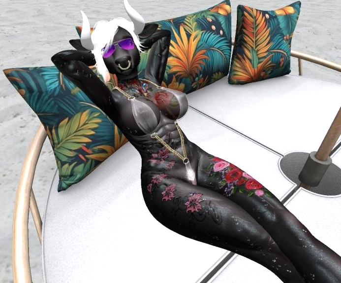 The_Barbosas's tweet photo. Julia: Nothing quiet like taking some me time at the beach; especially after putting @TastyMeerkat in his place. #SecondLife #UFW https://t.co/5gJflg1xtB