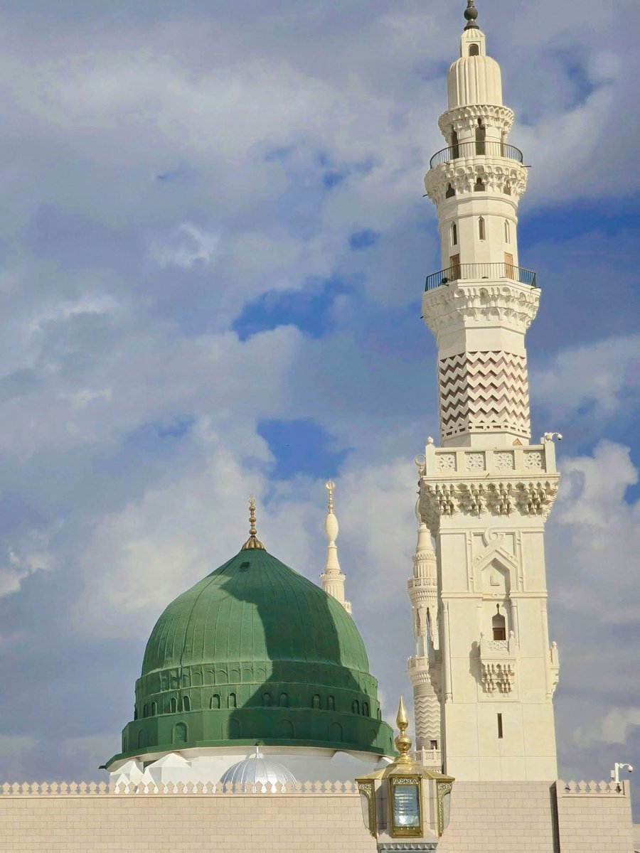 noumij007's tweet photo. السلام علیکم ورحمۃ اللہ تعالٰی وبرکاتہ
صبح بخیر صبح النور 

زندگی ایک آزمائش ہے جس سے کسی نہ کسی رنگ میں ہر کسی کی آزمائش ہو رہی ہوتی ہے۔

یاد رہے! کامیاب وہی ہے جو الله پاک کی تقسیم پر راضی رہا اور جس نے بقدرِ ہمت، طاقت، استطاعت، حتی الوسع سنتِ پاک پہ حدود الله کی پاس داری کی۔ https://t.co/zyLoGw24uy