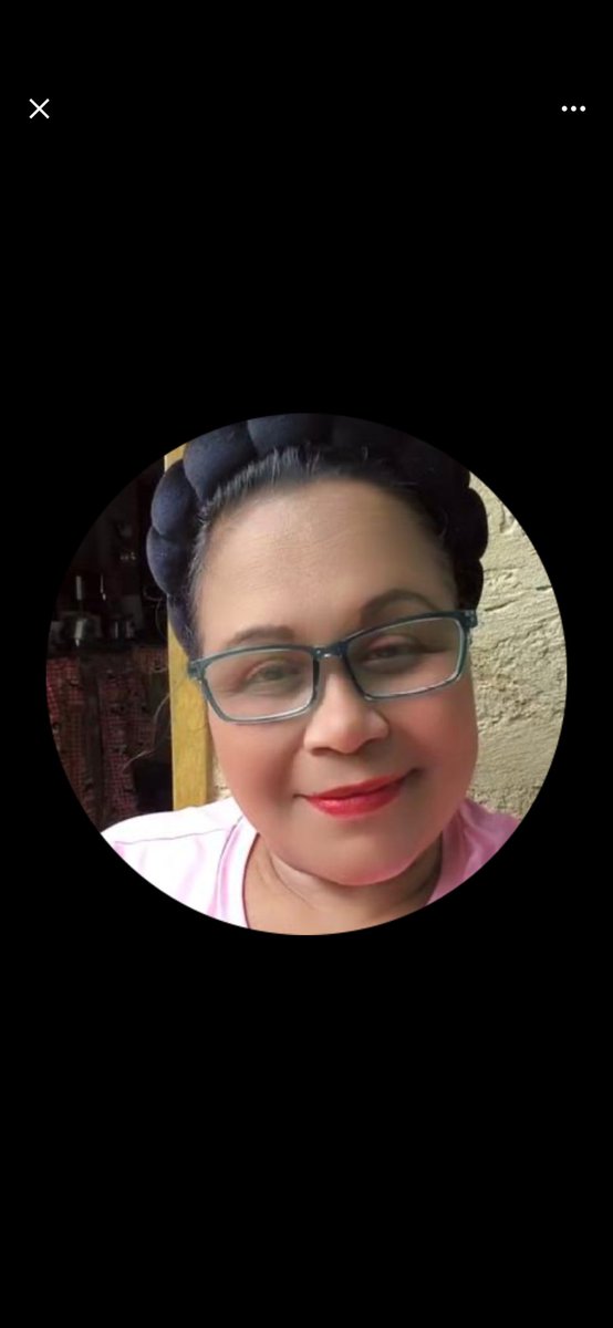carloscorpse's tweet photo. @RedPichacosa Apareció la popular culo alegre vale https://t.co/JCjrHnCFSJ