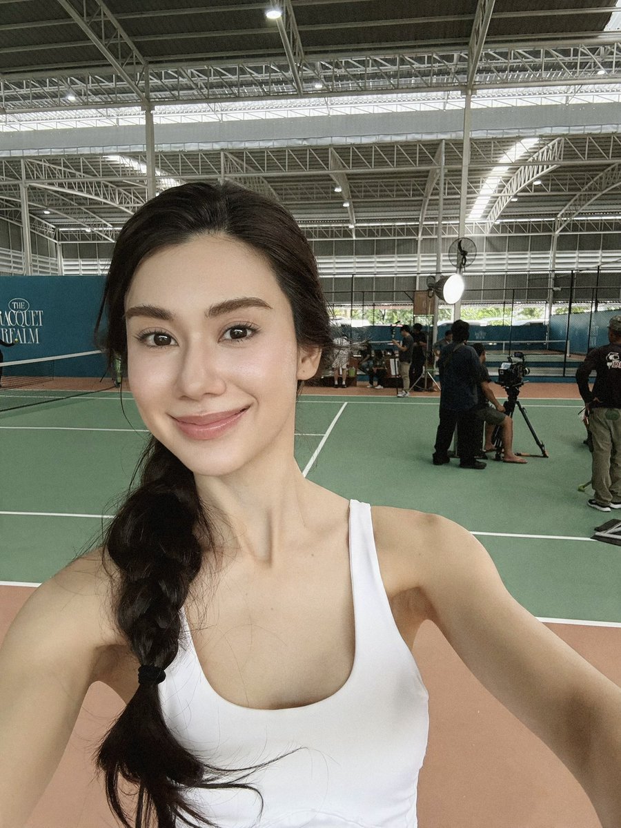 lena__lorena's tweet photo. Good morningggg คุณภีมกับทีมรายงานตัวจากคอร์ทค้าบบ🎾✨ #PlsLoveรักได้ไหม https://t.co/AvIDxqzhT0