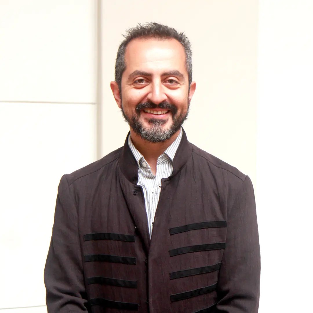 uchile's tweet photo. Profesor Christian Salas-Eljatib es electo como nuevo decano de la Facultad de Ciencias Forestales y de la Conservación de la Naturaleza @IForestalUChile https://t.co/sxt8HLjfKm https://t.co/125hjNxUYN
