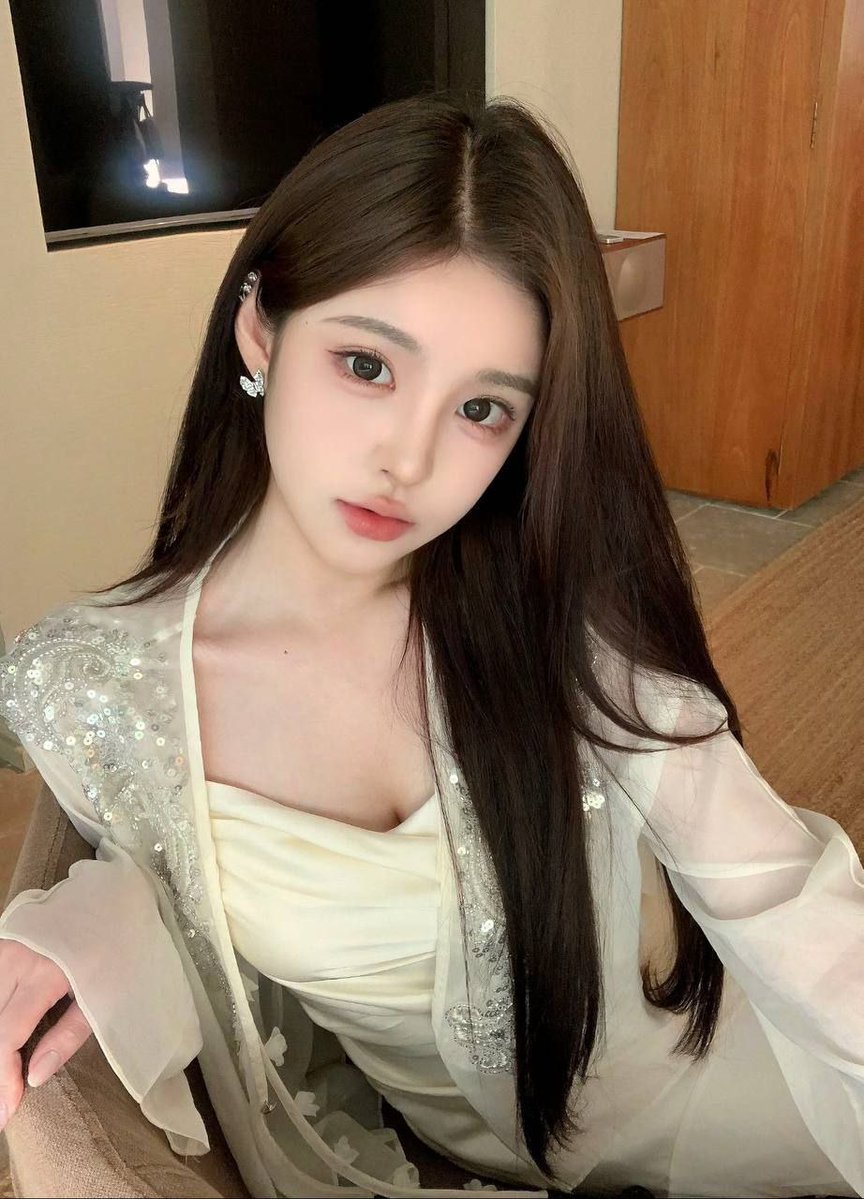 LucadiLuzio's tweet photo. #长沙
希望余生陪你度过的人，会是你现在拼了命要爱的人。
👉助理@francieleroman2
久久联妹子白嫖勿扰
泉塘街道 https://t.co/hUx9mCQBdy