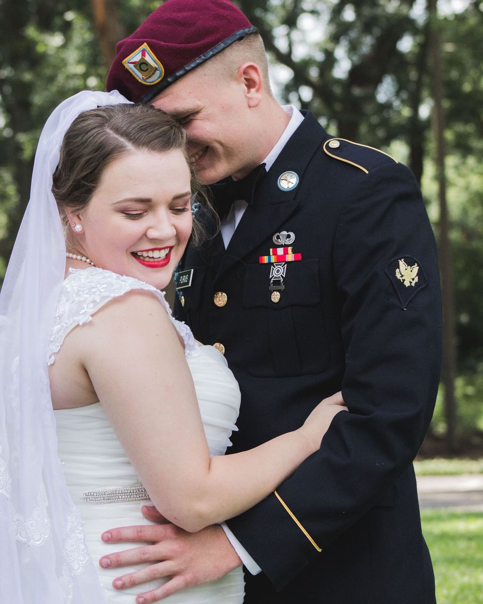 hapurvis's tweet photo. @fairyytaleswift Got married in 2017!!! https://t.co/qHeM0dl0fQ