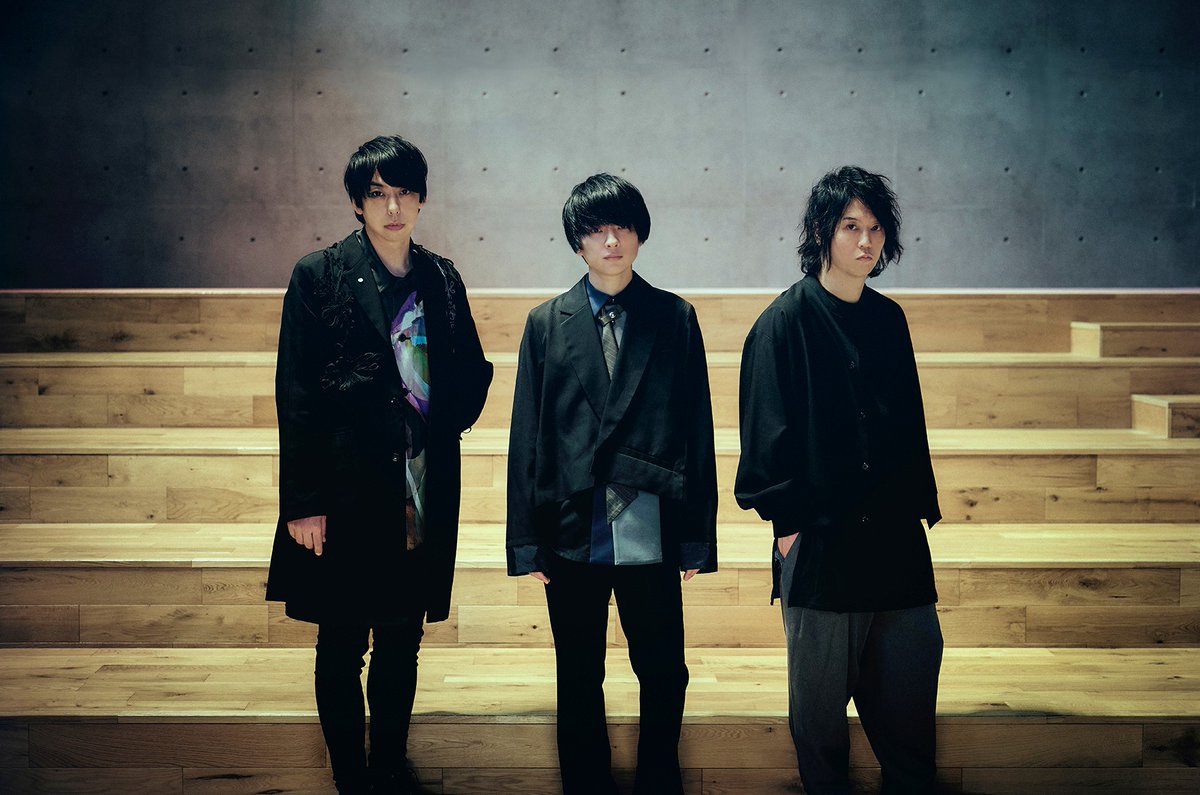 VINTAGEROCKinfo's tweet photo. 【公式トレード】
UNISON SQUARE GARDEN
『Sentimental Period』
7/15(水)幕張メッセ国際展示場

●e+
7/2(木)10:00～7/6(月)11:59
●チケットぴあ
7/2(木)12:00～7/6(月)23:59

チケット出品・購入とも申込方法が異なります
受付画面、注意事項をご確認ください

https://t.co/AibA1f7n0F https://t.co/vhAwW6acmF