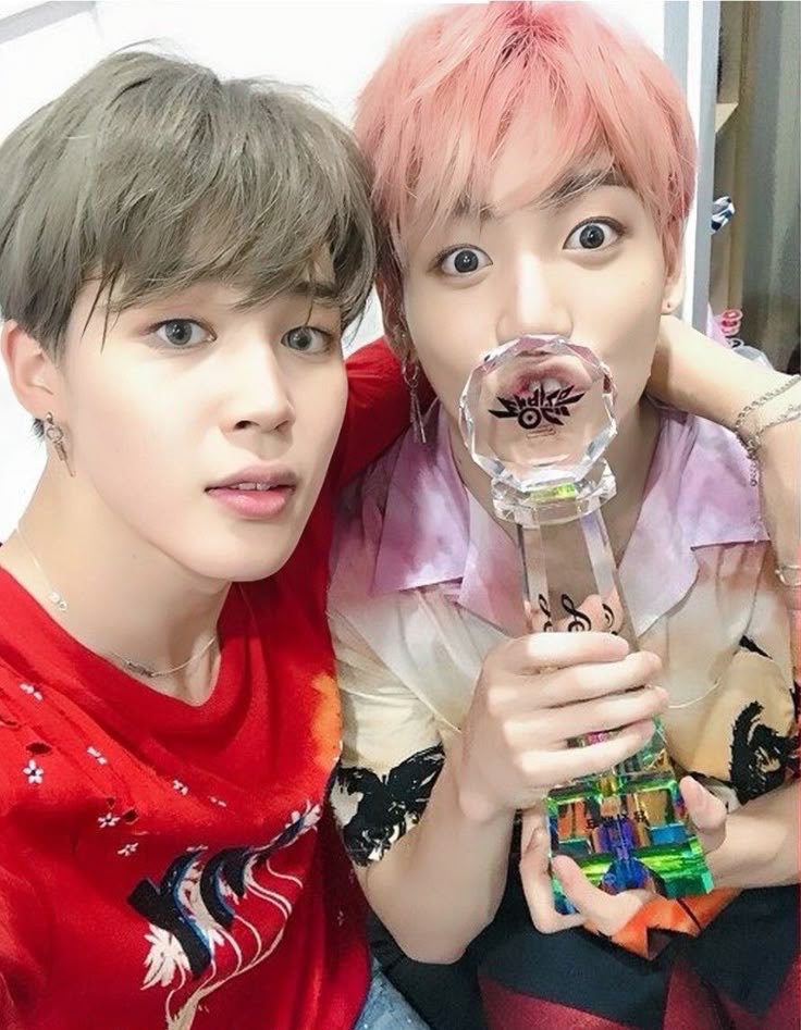 picsbykookmin's tweet photo. https://t.co/VnIqojj7Hh