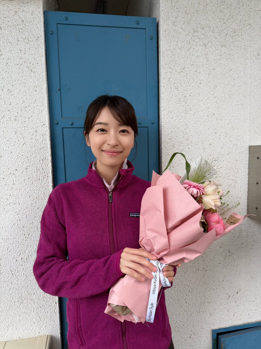 Narumi_manager's tweet photo. 100日後に別れる僕と彼
最後までご視聴ありがとうございました📹

初めてのディレクター役
監督、キャスト、スタッフの皆さんと一緒に大切に作り上げました☺︎

見逃した方は是非、TVerで！！

さて、#鳴海唯 
次はなんの役だろう。。。

お楽しみに✌️

MG

#鳴海唯STAFF
#100彼 https://t.co/LxkDvhaGLi