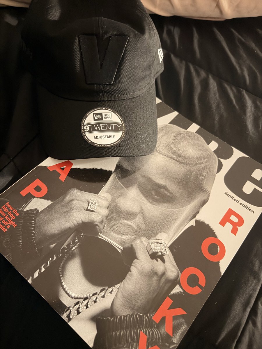 OnSilverRiver's tweet photo. #Obsessed #SuchAClassic #VibeMagazine @VibeMagazine #Always #NeverWillIForgetTheDaysOfPrint #WorshipWisely 😈☯️🎶 https://t.co/47uRovsO1J