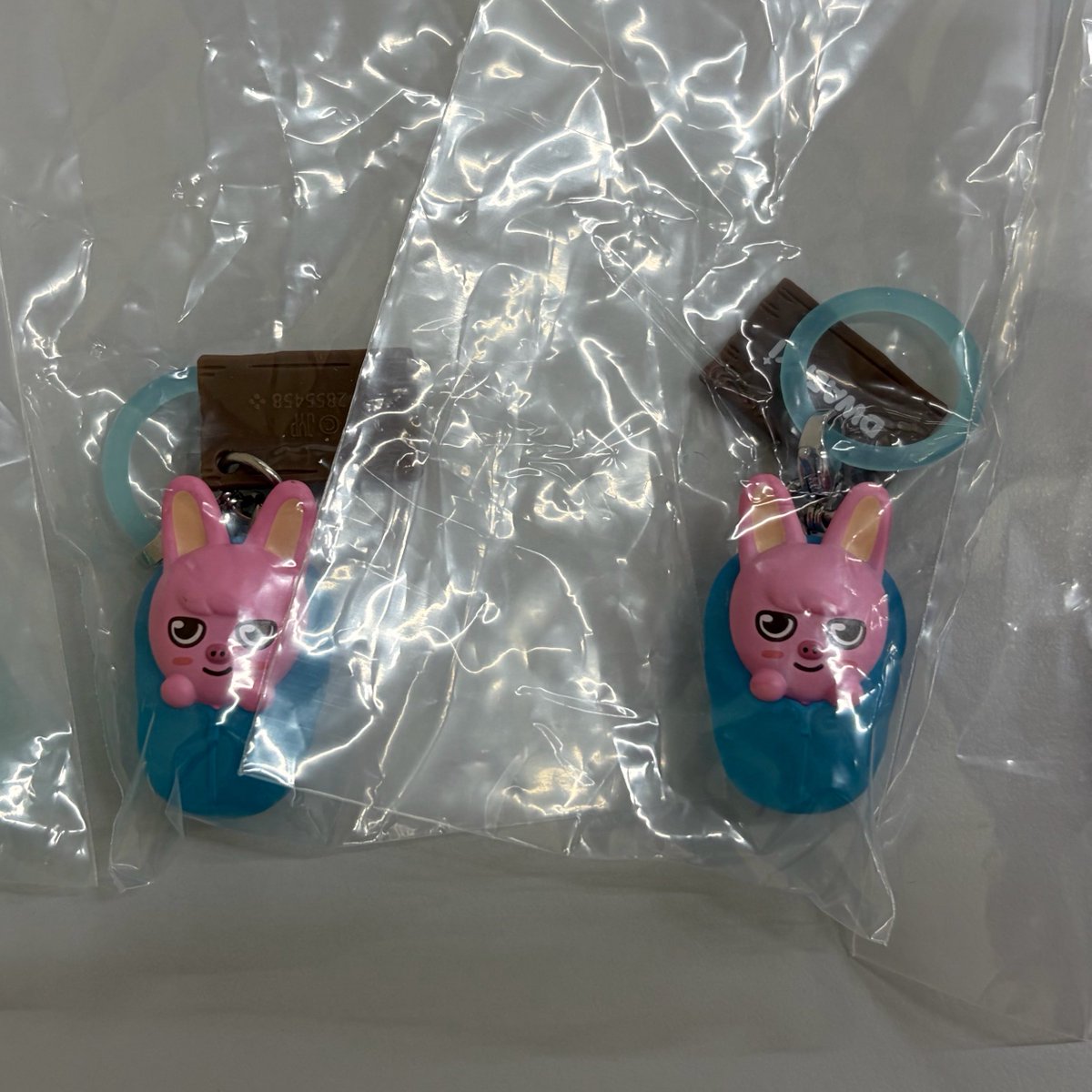 1eekn03's tweet photo. 【交換】straykids スキズ SKZOO めじるしアクセサリー ソロキャンプ 交換 ガチャガチャ

《譲》トェッキ

《求》ジニレット・ポガリ

あと2種類でコンプリート出来ます🔅
お気軽にお声がけ下さい😭🫶🏻 https://t.co/dHjo5mbQ1N
