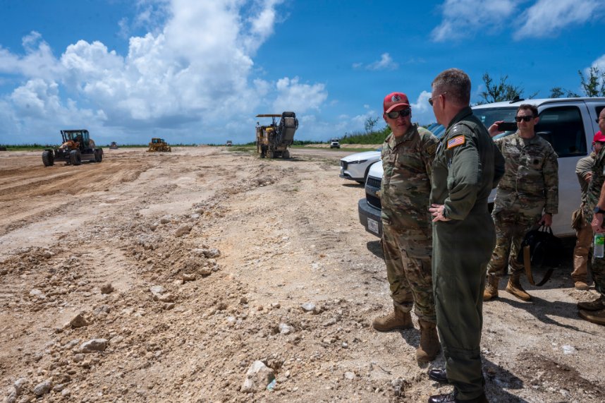Adm. Samuel J. Paparo concluded a June 28–30 visit to Guam and the CNMI, meeting with regional leaders, observing the STRONG Roof mission and Exercise Valiant Shield 26, and engaging with service members across the Marianas.

The visit reinforced USPACOM's commitment to readiness https://t.co/bsdhqGtXFi