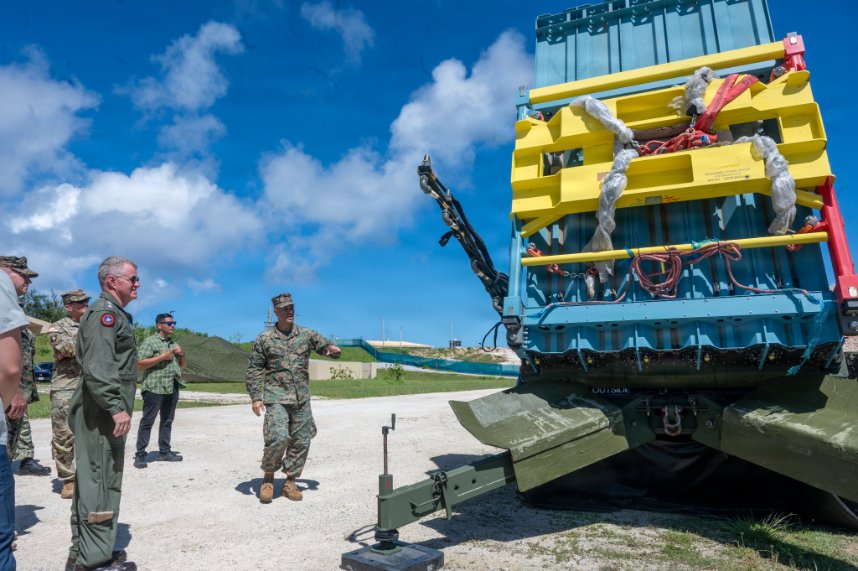 USPACOM's tweet photo. Adm. Samuel J. Paparo concluded a June 28–30 visit to Guam and the CNMI, meeting with regional leaders, observing the STRONG Roof mission and Exercise Valiant Shield 26, and engaging with service members across the Marianas.

The visit reinforced USPACOM's commitment to readiness and regional partnerships.

🔗 https://t.co/qgT7PFhPrV