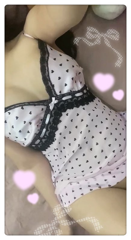bitofgloss's tweet photo. This is for my owner 💕�� https://t.co/AQDZIpoyRn