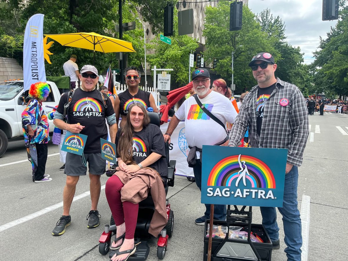 sagaftra's tweet photo. 🌈 SAG-AFTRA San Francisco-Northern California Local
🌈 SAG-AFTRA Seattle Local 
🌈 SAG-AFTRA Twin Cities Local
🌈 SAG-AFTRA Washington-Mid Atlantic Local (Photo credit: Shavásha Dickerson) https://t.co/FL2zOkZiln