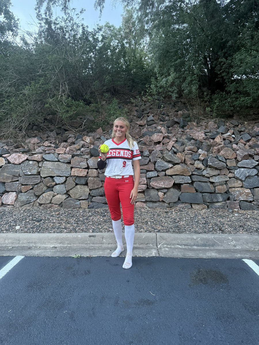 18legendsnatbow's tweet photo. 1-1 for day 1 of of the @triplecrownspts Sparkler. The ball was souring today! https://t.co/gwcAXDTjBU