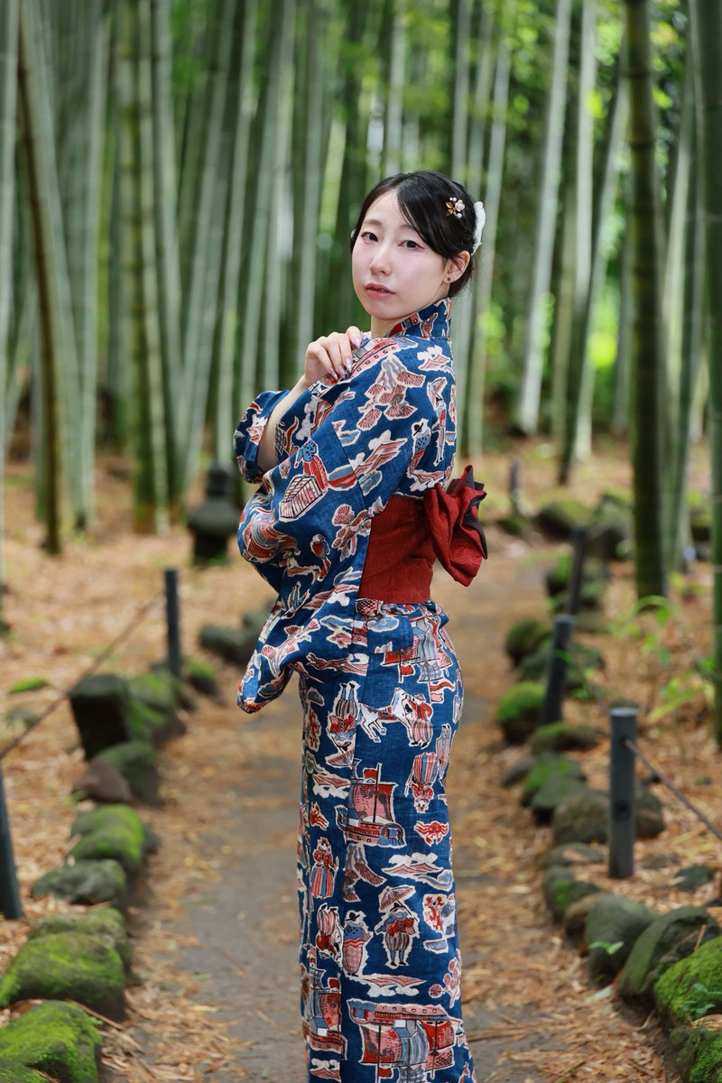 Rei_Fleur__'s tweet photo. もうすぐ浴衣の季節👘 🏮

初めての浴衣撮影で違う雰囲気で撮れて楽しかった🎐🩵

鎌倉久々で撮影中も観光気分でした🍧☔️ https://t.co/FndsJ9xUaG