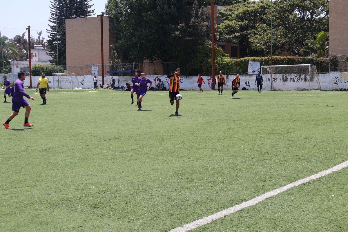 EstuardosFC's tweet photo. 📷 Fotos
ATS1 AM
Estuardos FC 4-4 Canadiense https://t.co/TuAVRYUwQk