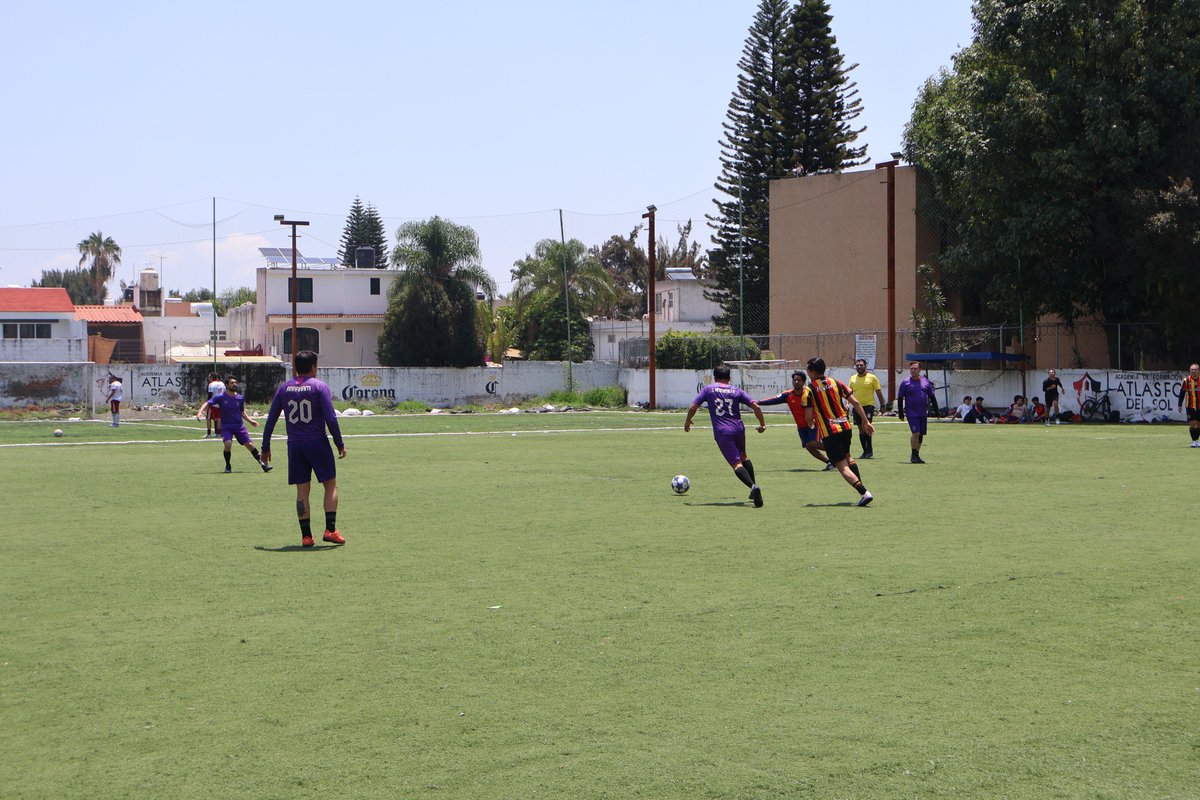 EstuardosFC's tweet photo. 📷 Fotos
ATS1 AM
Estuardos FC 4-4 Canadiense https://t.co/TuAVRYUwQk