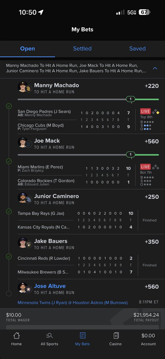 callhimsb's tweet photo. I give up smh!!!!! I come to the conclusion I’m never going to win a damn hr parlay https://t.co/W5psK0JIX6