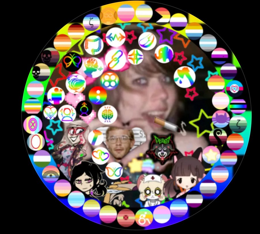 lolitagawa's tweet photo. What is this pfp holy shit I hate TikTok https://t.co/D6XdToIyyL