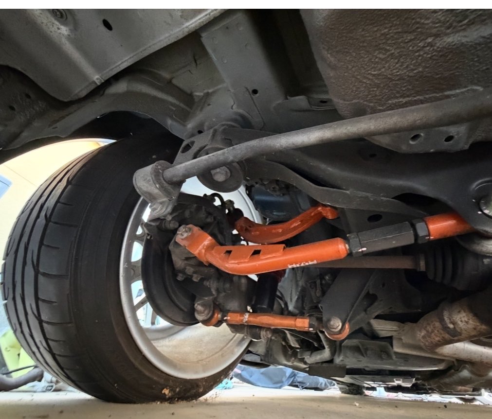 kaitori_CPS's tweet photo. ★最新入庫車情報★
千葉県で買取しましたレガシィツーリングワゴンが入庫いたしました。

H18年式
レガシィツーリングワゴン
BP5
グレード　2.0GT
10.7万キロ
オートマ車

足回りメインチューニングされたドレスアップ車両です。

#改造車査定　#改造車買取　#スポーツカー査定　#スポーツカー買取　#BP5