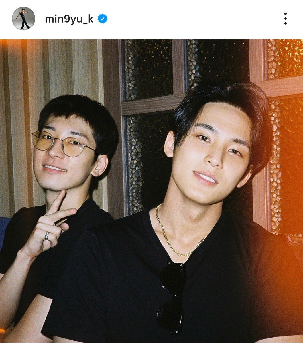 byminwon's tweet photo. how he posted him                 how he posted him https://t.co/7kDBqBF6fh