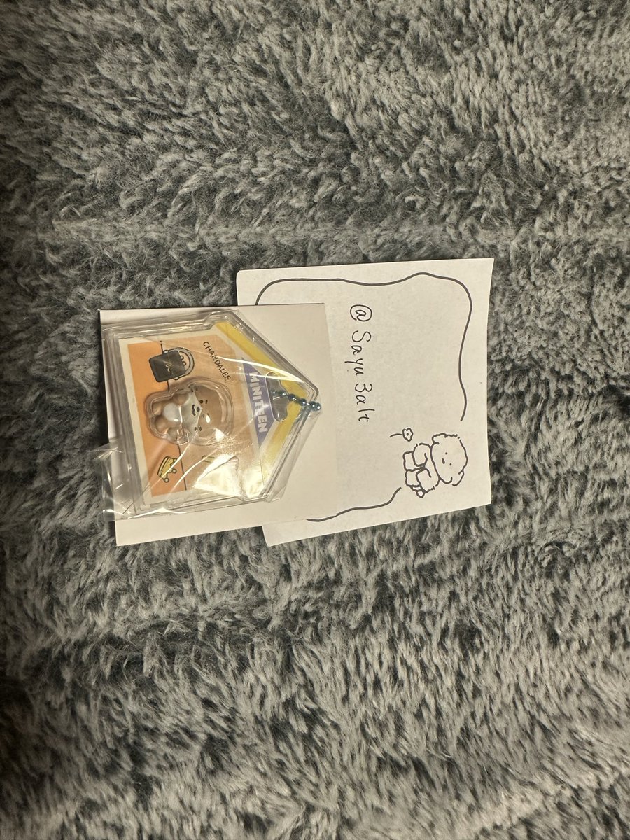 Sayu3alt's tweet photo. @noonaust 検索より失礼します🙇🏻‍♀️
ディノを所持しております。
ミンハオとの郵送交換は可能でしょうか？
ご検討よろしくお願いいたします🍀 https://t.co/TAe7ZznBbD