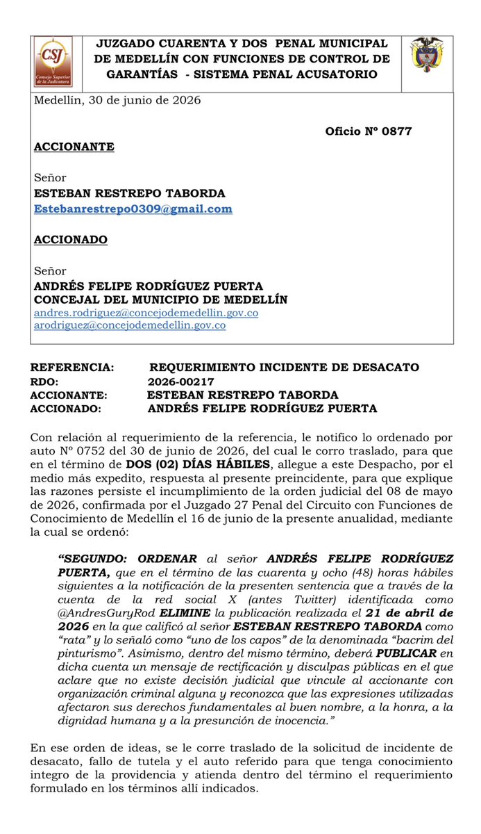 estebanrestre's tweet photo. Cuarto round que le gano al concejal de Medellín, alias “Gury”, que cree que se puede pasar la justicia por la faja. 

El Juzgado 42 Penal Municipal de Medellín le dio dos días hábiles para que cumpla el fallo de tutela. Se va a hacer encanar. https://t.co/Y8qvVhyWxd