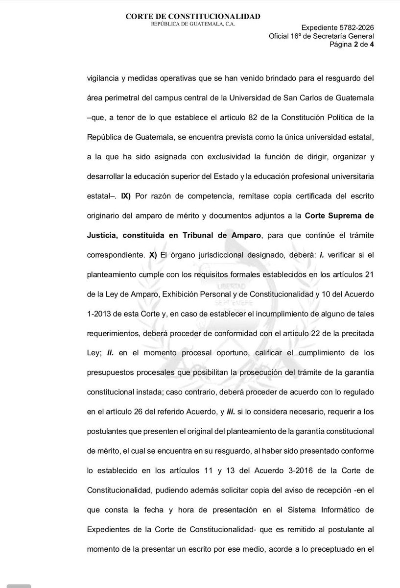 5toPoderSM's tweet photo. TERRORISTAS NO SE PUEDEN ASOMAR A LA USAC PARA ASALTARLA LA CC LO PROHÍBE 

Ningún terrorista puede acercarse a la Universidad de San Carlos - USAC, que incluye la banda de la impuesta como vicepresidente Karin Herrera.

Todos los magistrados de la Corte de Constitucionalidad CC, ordenan al ministro de Gobernación resguardar el campus central de la USAC ante el riesgo de acciones de confrontación de grupos con intereses particulares, según equipo legal de la universidad. 

So pena de ser destituidos en el acto por no obedecer una orden de la máxima corte. 

CONTINUARÁ…