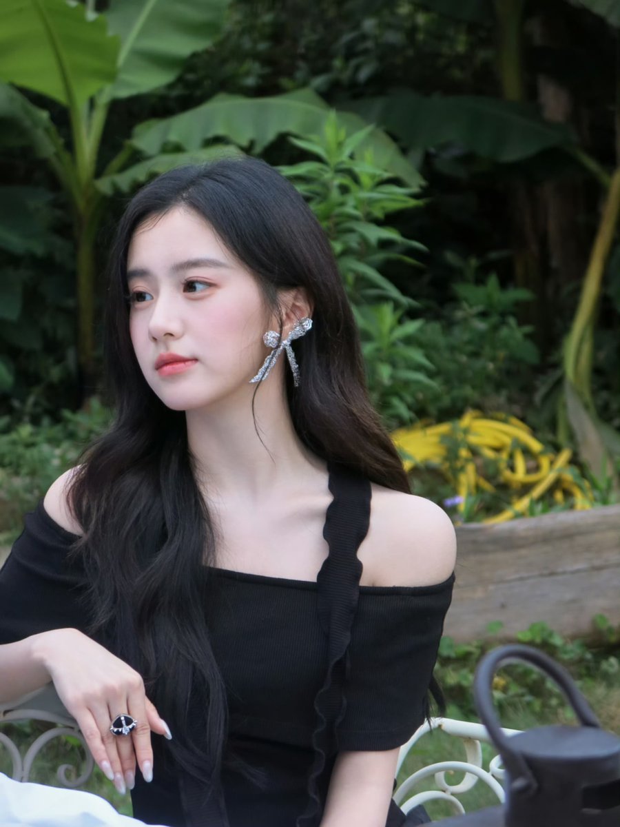 forshangen's tweet photo. 📸 260701 ✧ Bao Shangen Studio Update 

🏹 𝓑𝓪𝓸’𝓼 𝓼𝓱𝓪𝓻𝓮

Alarm clock ⏰ Your perfect mealtime companion has a fresh update today~ 🥖◞˚ₓ 🥨 ✧

#BaoShangen #包上恩 #NeverEndingSummer https://t.co/UVbHWhD46N