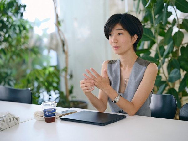 buzznews09's tweet photo. 【悲報】田中みな実の実姉、
売国企業幹部だった…

◆難民公金チューチュー朝鮮企業🇰🇵
◆JICAから10億円、クールジャパンファンドから30億円出資
◆NPO法人違法売買疑惑など

きな臭いビジネスばっかやん… https://t.co/UaxhahB5I9