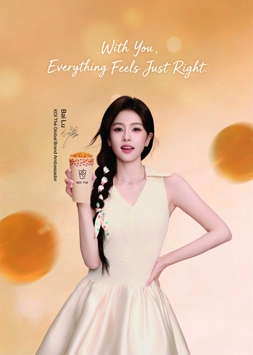 koithethailand's tweet photo. ขอต้อนรับ "ไป๋ลู่" สู่ครอบครัว KOI Thé ในฐานะ Global Brand Ambassador ของเรา!

และเมนูที่ไป๋ลู่เลือกก็คือ…

เมนูโปรดของใครหลายคนอย่าง #GoldenBubbleMilkTea

KOI Thé พร้อมเสิร์ฟชาคุณภาพพรีเมียมที่ดื่มได้ทุกวันไม่ซ้ำเมนู เพราะ Everyday Tea ต้อง Only KOI Thé เท่านั้น! 

#KOIThé #BaiLu #GoldenBubbleMilkTea #KOIYourDailyBeat
#KOITheThailand
#OnlyKOIThe