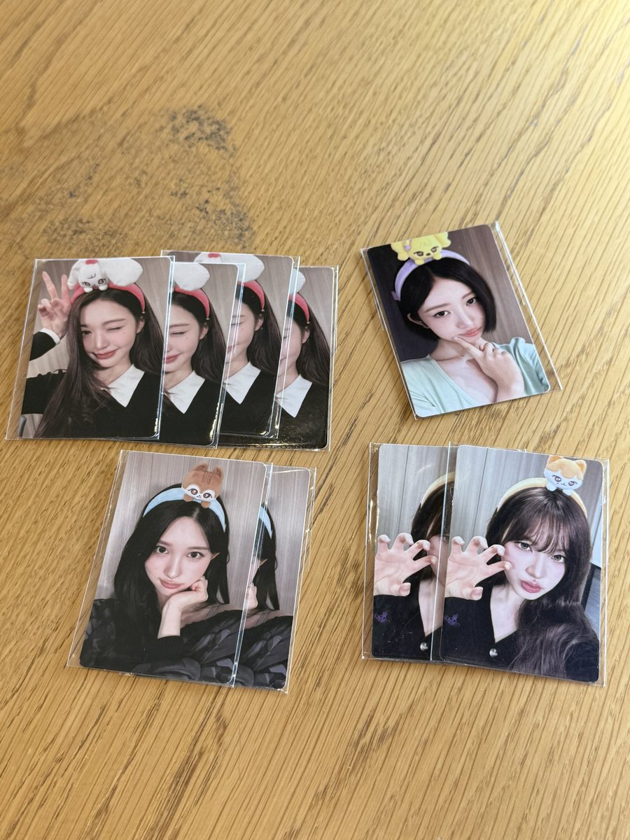 IHaVe_4's tweet photo. 7만원 특전포카 1:1 교환 원합니다!
저 : 원영 가을 리즈
다이브님 : 유진 이서

#아이브 #에버랜드 #foreverive https://t.co/Abz7TEtFCG