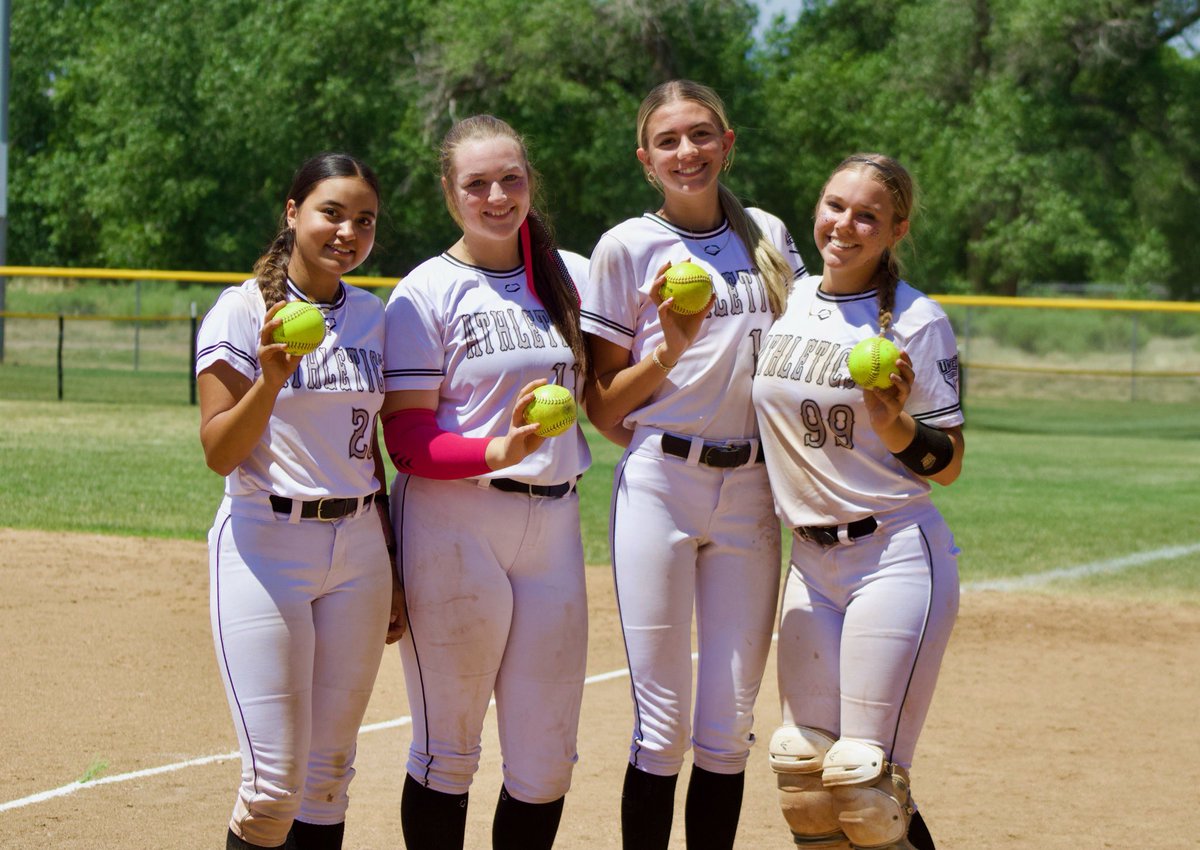 ArmorElite2930's tweet photo. Supplemental Pool Day #1 at the Sparkler was one to remember! 🥎🔥

1 GRAND SLAM by @SofiaC2029 💣
2 WINS, outscoring our opponents 29-2 💪
3 HOME RUNS. One each from @kenziedeloach , @lexisstandridge , and @AnsleyP2029 🚀

What a way to kick things off!  
#COSparkler https://t.co/fztqs0hX2v